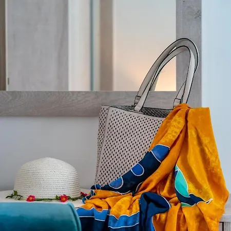 Villa Blue Magic