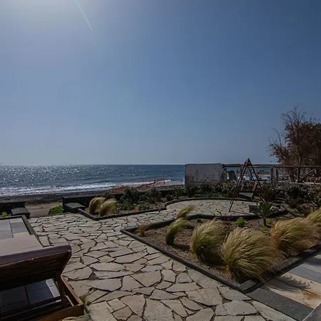 Villa Blue Magic